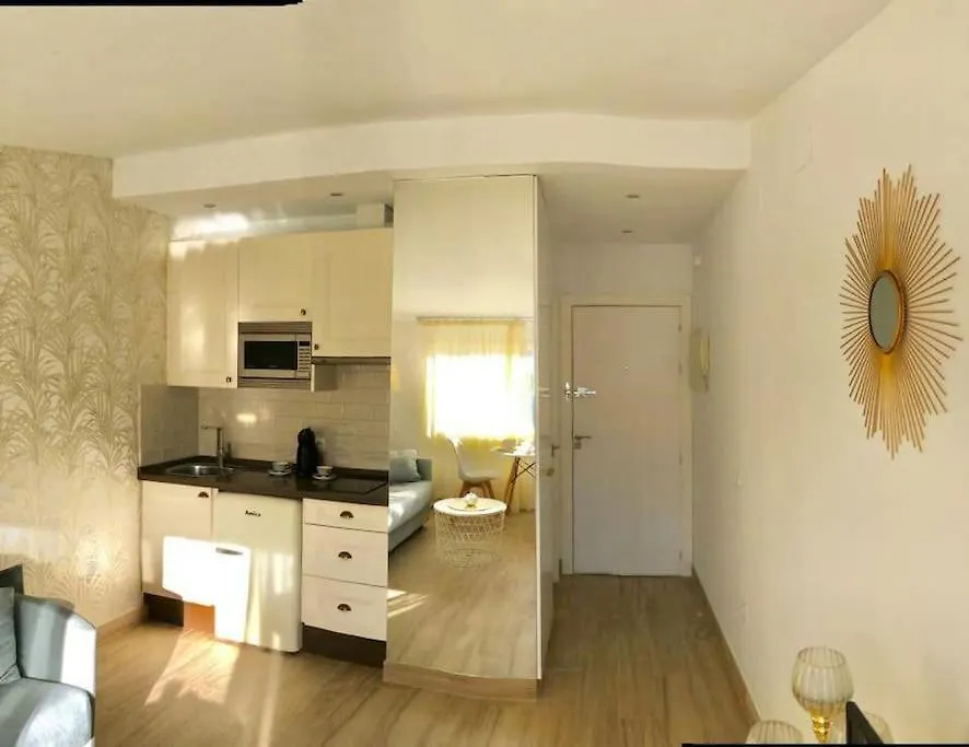 Apartment San Antonio Beach - Estudio En La Playa De La Carihuela Torremolinos