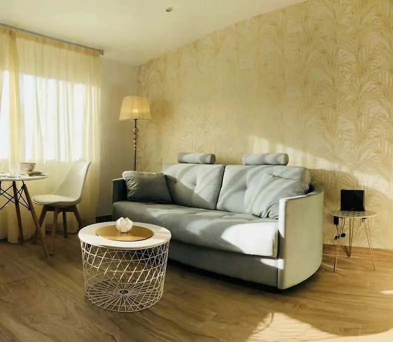 Апартаменты San Antonio Beach - Estudio En La Playa De La Carihuela Торремолинос