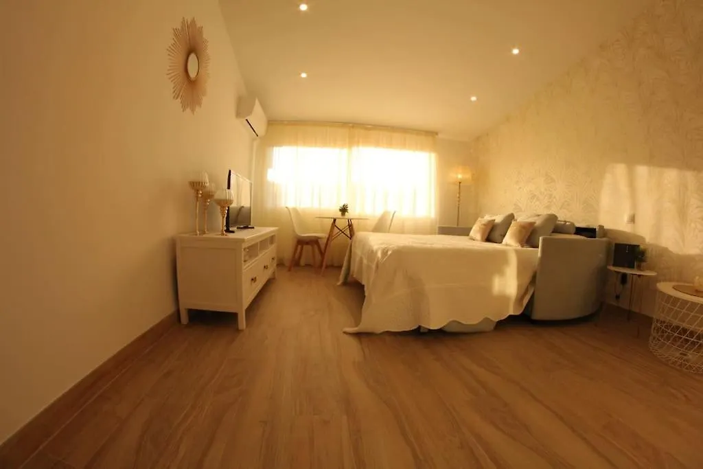 Апартаменты San Antonio Beach - Estudio En La Playa De La Carihuela Торремолинос Испания