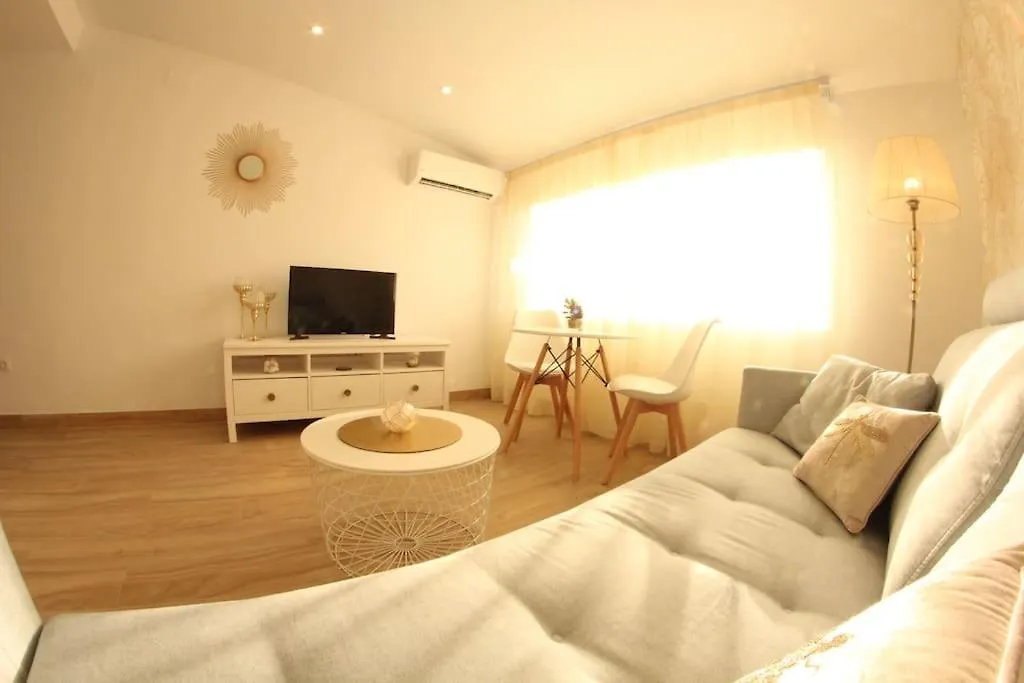 San Antonio Beach - Estudio En La Playa De La Carihuela Torremolinos